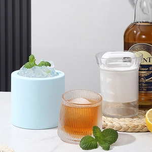 Modern Minimalist Silicone Ice Cube Mold Cylinder Design Easy Release DIY Ice Ball Maker Tray For Whiskey Home Kitchen Barware