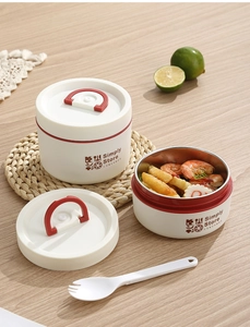 Détail du set de boîtes à lunch isothermes rouge et blanc avec intérieur inox et cuillère