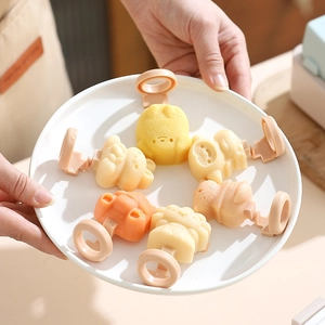 6-piece cartoon animal silicone popsicle molds with ring handles for easy release
