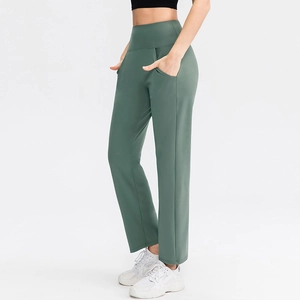 High-waist dark green loose yoga pants with side pockets for fitness training and running