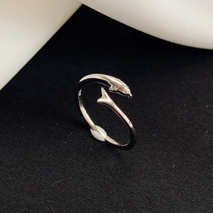 Adjustable S925 sterling silver dolphin ring for women featuring a sleek wrap design
