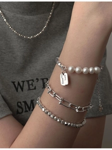 Elegant S925 silver layered bracelet set with pearls, link chain and luck charm pendants