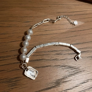 Sweet Artificial Pearl Stitching Bracelet Silver Plated Copper With Good Luck Tag Ins Style Jewelry For Women Adjustable