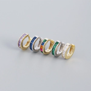 Boucles d'oreilles créoles en argent S925 avec pierres de zircone cubique colorées