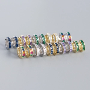 Boucles d'oreilles Huggie en argent S925 avec zircons colorés en placage or et argenté