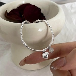 Bracciale minimalista in argento sterling S925 a cubetti con ciondolo a cuore donna