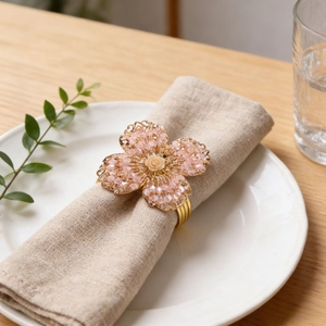 Kleeblatt Serviettenring Rosa Kristall Perlen Zinklegierung Gold Metall Schnalle Rosenblüte Dekoration Für Romantische Hochzeit
