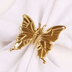 Rond de serviette papillon doré élégant pour décoration de table de fête et mariage