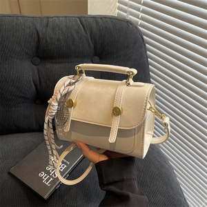 Vintage cream white PU leather square handbag with golden buckles and woven pendant