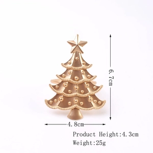 Detailed view of golden Christmas tree napkin ring with dimensions and 4.3cm height