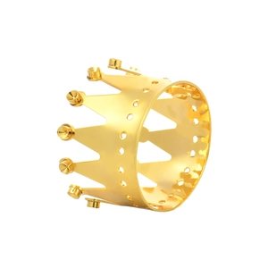Elegant gold crown napkin ring with polished zinc alloy finish for wedding table decor