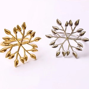 Zinc Alloy Leaf Snowflake Branch Napkin Rings Gold Silver Metal Napkin Holders For Christmas Wedding Banquet Table Decor
