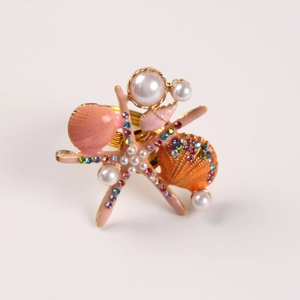 Rond de serviette marin avec étoile de mer, coquillage, cristaux et perles blanches