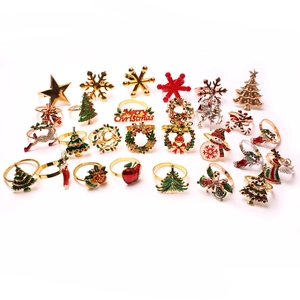 Christmas Napkin Rings Alloy Enamel Santa Claus Reindeer Snowflake Christmas Tree Pattern Table Decoration Napkin Buckles For Party Dining Home