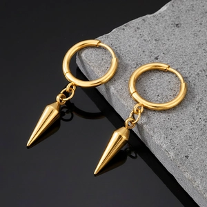 Boucles d'oreilles créoles dorées en acier inoxydable avec pendentifs cônes style punk