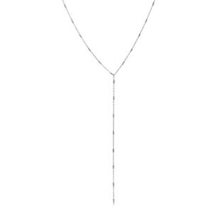 Collier lariat en Y minimaliste argenté avec de fins accents de tubes cylindriques