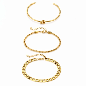 Set di 3 bracciali dorati in acciaio inossidabile con catena cubana e bracciale a nodo