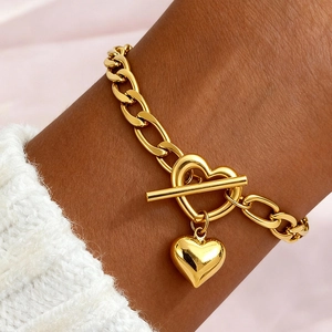 Stainless Steel Heart Pendant Bracelet Fashion Elegant Heart Toggle Clasp Figaro Chain Wrist Jewelry For Women