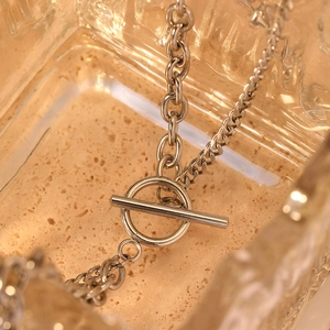 Silver double-layered OT buckle necklace with minimalist thick and thin link chains