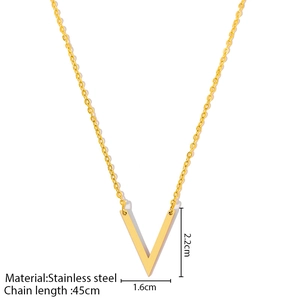 Collier en acier inoxydable doré avec pendentif en V, longueur de chaîne 45 cm