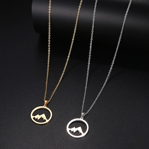 Collier Pendentif Montagne Acier Inoxydable Découpe Ronde Silhouette Sommet Enneigé Bijoux Minimalistes Pour Femmes Hommes