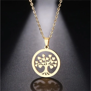 Collana Albero della Vita dorata con foglie a cuore su un ciondolo lucido raffinato
