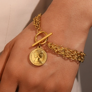 Bracelet Chaîne Multicouche en Acier Inoxydable Vintage Plaqué Or Argent Avec Pièce Elizabeth II Bijoux Mode