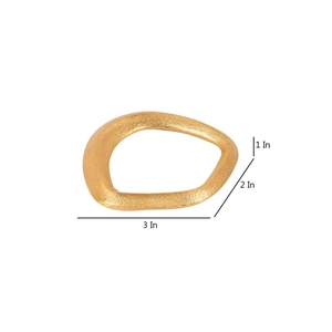 Minimalist gold irregular alloy napkin ring with dimensions 3x2 inches on white background