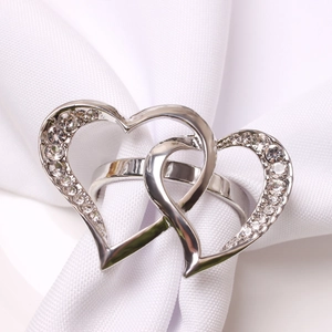 Metal Heart Rose LOVE Napkin Rings Valentine's Day Alloy Napkin Holder For Wedding Banquet Table Decoration Home Kitchen Accessories