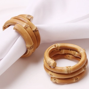 Ronds de serviette en bambou naturel avec design géométrique en spirale pour la table
