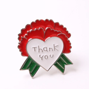 Christmas carnation napkin ring with heart-shaped Thank You message on white background