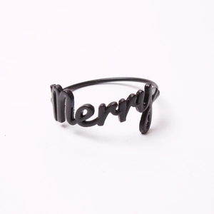 Elegante servilletero de metal negro con letras Merry para decoración de mesas festivas