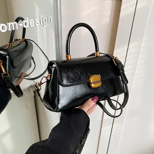 Women Fashion PU Leather Small Square Shoulder Bag Retro Gold Buckle Handbag Minimalist Casual Crossbody Bag Satchel Bag
