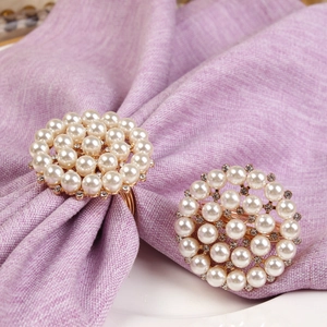 Elegant Alloy Faux Artificial Pearl Rhinestone Napkin Rings Gold High Gloss Metal Napkin Buckles For Wedding Banquet Hotel Table Decor
