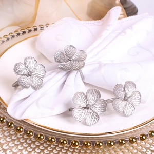 Elegant Flower Metal Napkin Rings Floral Buckle For Wedding Banquet Table Decoration Gold Silver White Pink Petals
