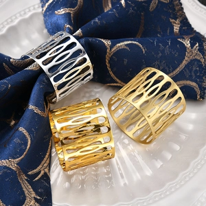Metal Napkin Rings Hollow Geometric Oval Design Stainless Steel Napkin Buckles For Wedding Banquet Table Decoration