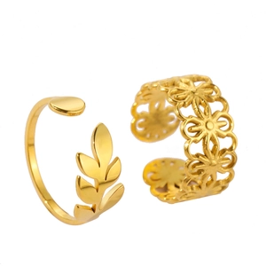 Adjustable gold flower and leaf hollow ring set for women in minimalist style