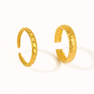 Minimalist gold adjustable stainless steel rings set with engraved stripe pattern