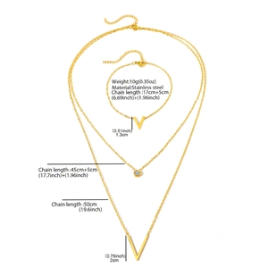Détails des pendentifs en V dorés et collier en cristal avec mesures de taille