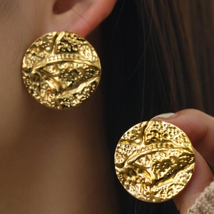 Stainless Steel Round Stud Earrings Hammered Wrinkled Design 18K Gold Plated Modern Industrial Fashion Jewelry For Women