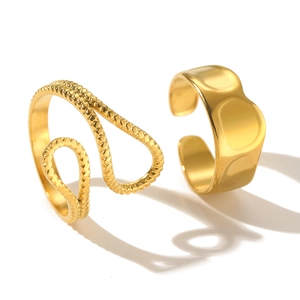 Adjustable 18K gold stainless steel ring set with twisted and irregular lava textures