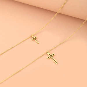Double-layered gold cross pendant necklace with fine chain for hip-hop fashion style