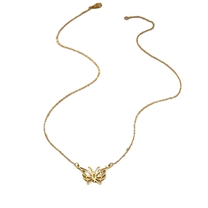 Collier élégant avec pendentif papillon doré et chaîne fine sur fond blanc pur