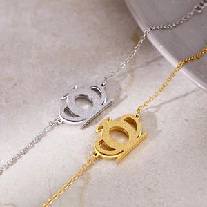 Bracelets avec pendentif couronne en acier inoxydable doré et argenté, fini givré