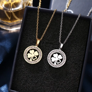 Collier Trèfle À Quatre Feuilles Acier Inoxydable Pendentif Rond Ajouré Strass Étincelants Bijou Chance Femme Mode