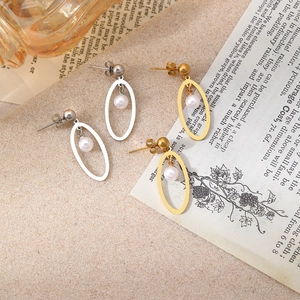 Boucles d'oreilles perles géométriques élégantes en argent poli et fini or brossé