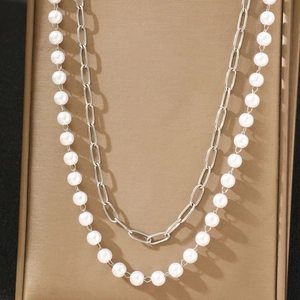 Double-layered gold-plated stainless steel waist chain with elegant white pearls