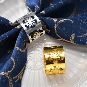 Snowflake Napkin Rings Christmas Table Decorations Hollow Electroplated Metal Napkin Buckles For Holiday Wedding Party Gold Silver