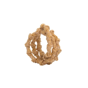 Rond de serviette en chanvre tissé main avec fils dorés sur fond blanc épuré