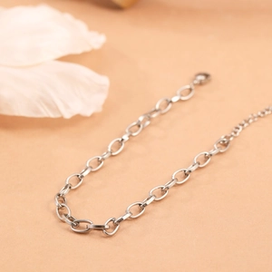 Minimalist silver stainless steel bracelet with oval chain links and textured finish